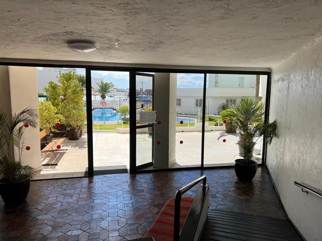 Cozy Apartment In The Center Of Costa Adeje On The 1St Coastline ภายนอก รูปภาพ