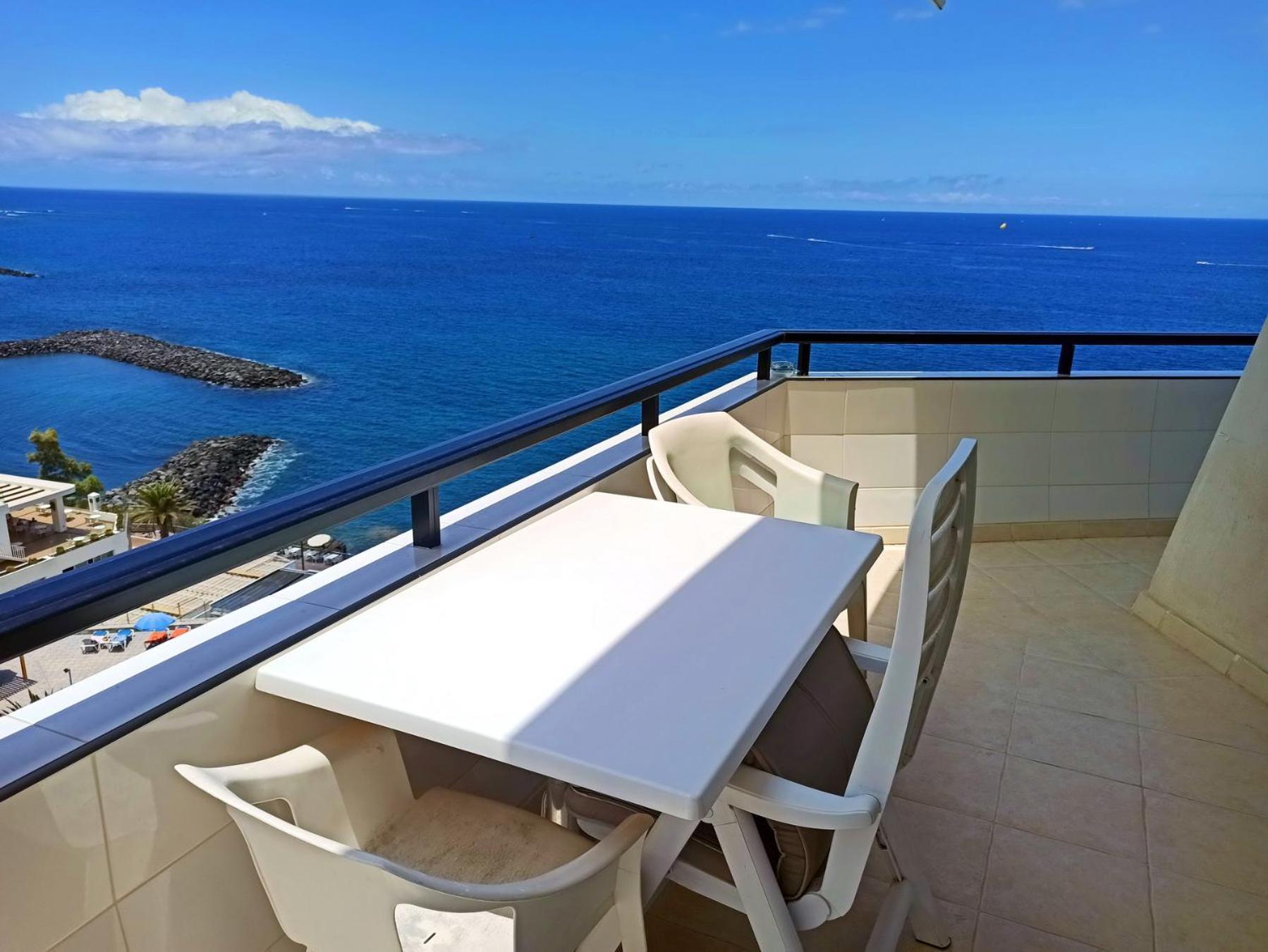 Cozy Apartment In The Center Of Costa Adeje On The 1St Coastline ภายนอก รูปภาพ
